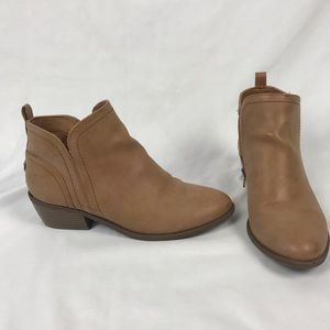 Tammie Guess Booties